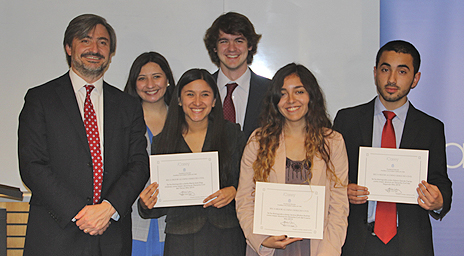 premio-mejor-alumnos-DCivil-Carey-interior