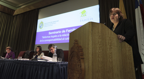 seminario_familia_ministra