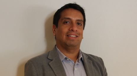Andrés_Calderon_-_lanzamiento_libro_-_web