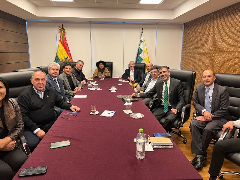 Prof._Jorge_Sahd_en_Bolivia_Ceiuc2023