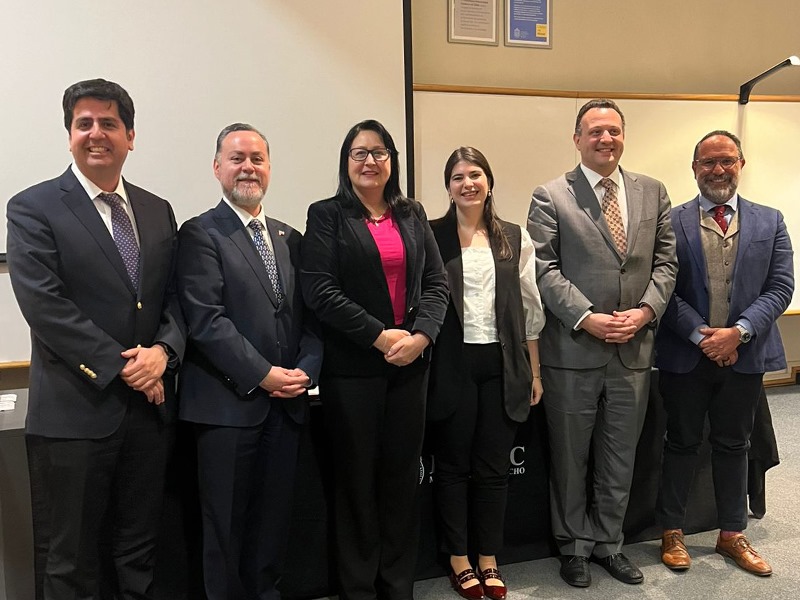 Lanzamiento_libro_José_Luis_Lara__firma_convenio_web