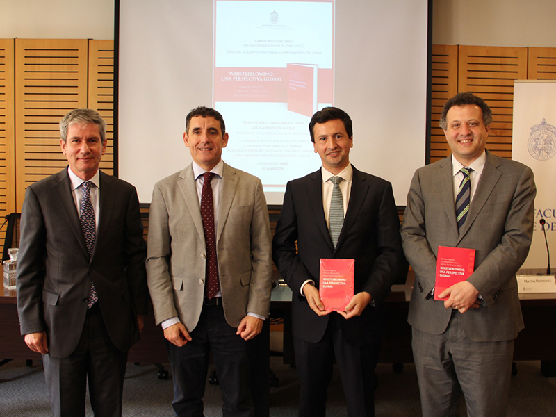 Derecho_UC_presentó_el_libro_Whistleblowing_una_perspectiva_global_web