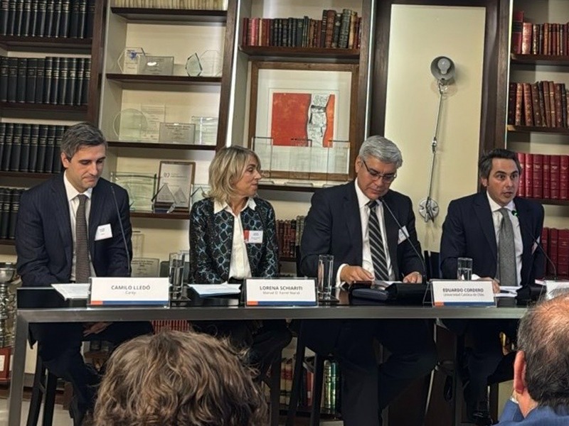 Nota_profesor_José_Fco_García_presentó_libro_2025