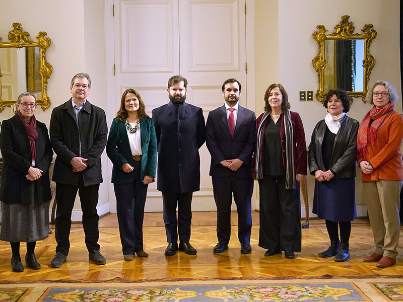 Comisión_con_Presidente_2025