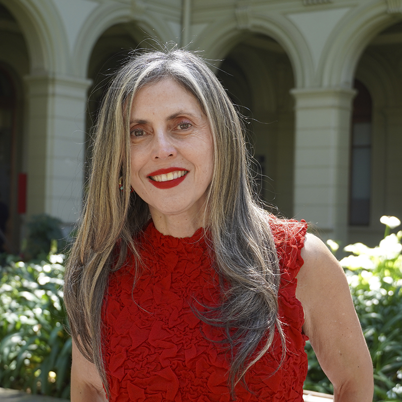 María Elena Santibáñez_ 800×800