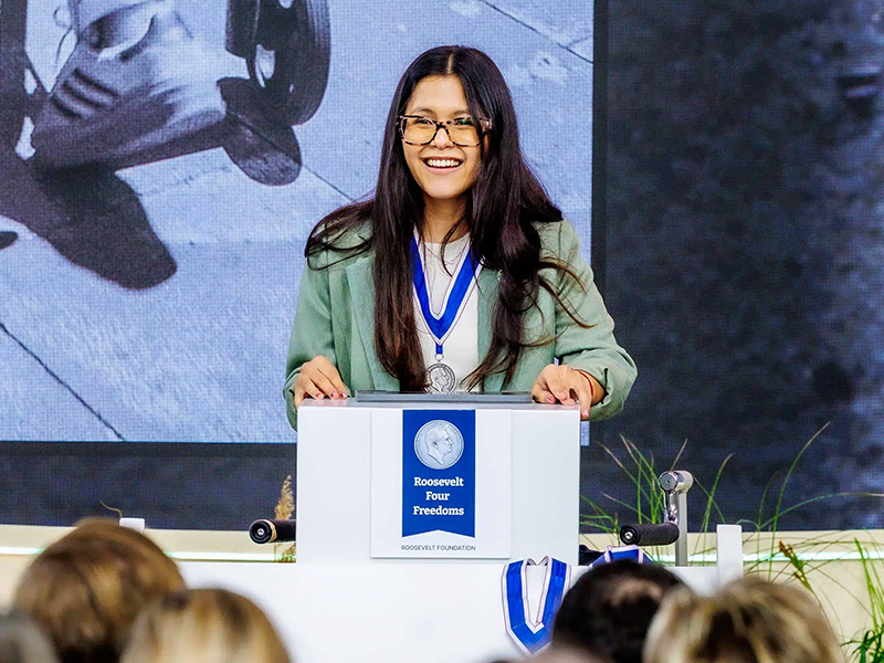 isidora_uribe__premio_800x600_web