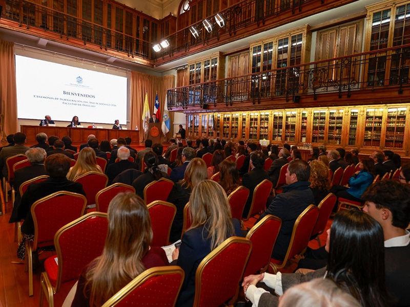 Derecho UC inaugura año académico 2026 con foco en excelencia, innovación y proyección internacional – web