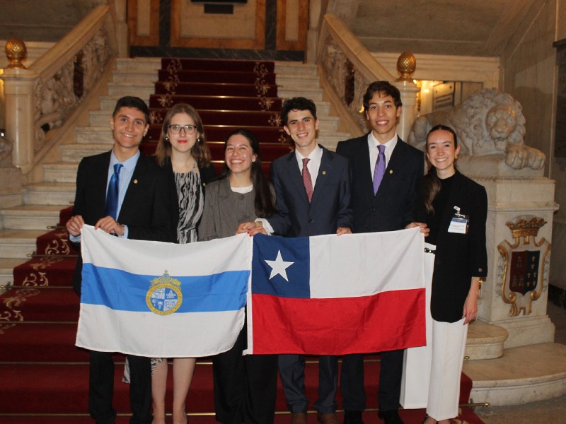 Equipo-de-Derecho-UC-destaca-en-la-XVIII-Competencia-de-Arbitraje-Internacional-y-Derecho-Mercantil-Moot-Madrid-2025–2026-web